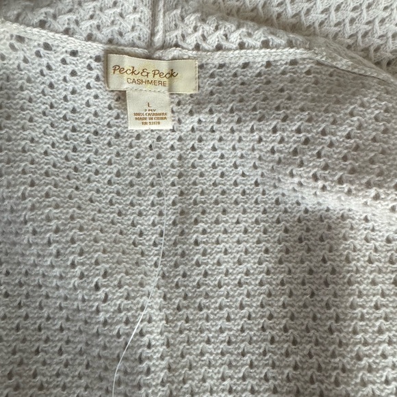 Peck & Peck Sweaters - Peck & Peck Women's Cream Cashmere Cardigan